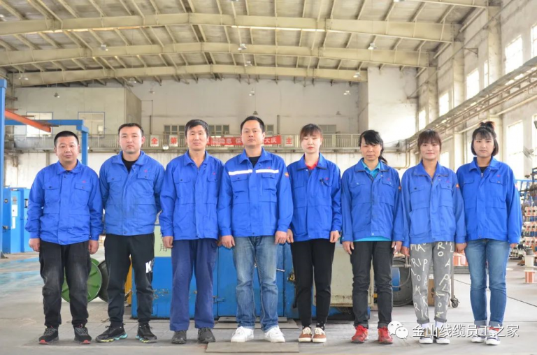 導(dǎo)體車間束絲組獲得“天津市工人先鋒號(hào)”榮譽(yù)稱號(hào)